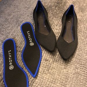 Rothy’s Black Points